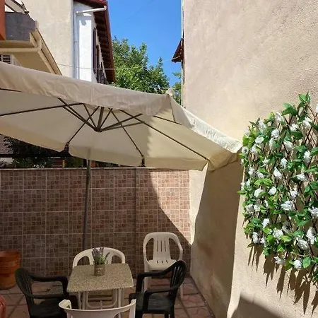 Apartamento Ano Poli 4 *