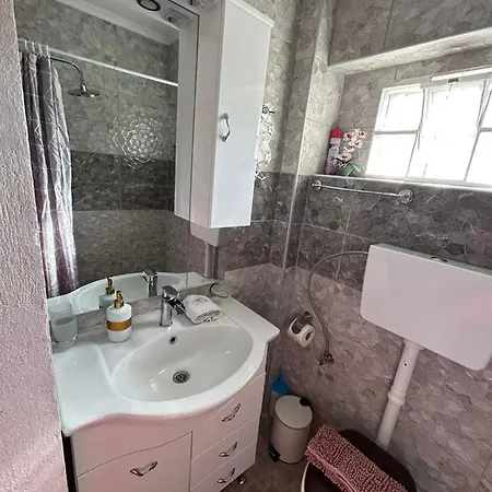 Ano Poli 4 Apartment *