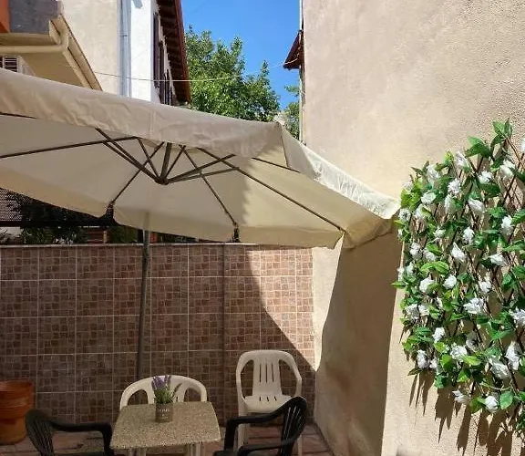 Apartmán Ano Poli 4 *