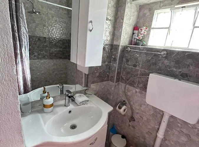 Ano Poli 4 Appartement *