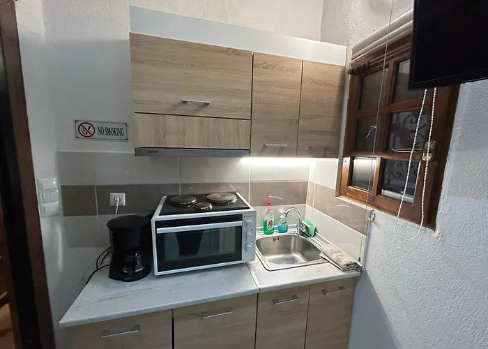 Apartmán Ano Poli 4 *